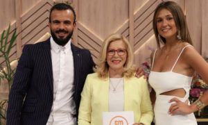 Domingos Terra, isa Oliveira e a taróloga Maria Helena.