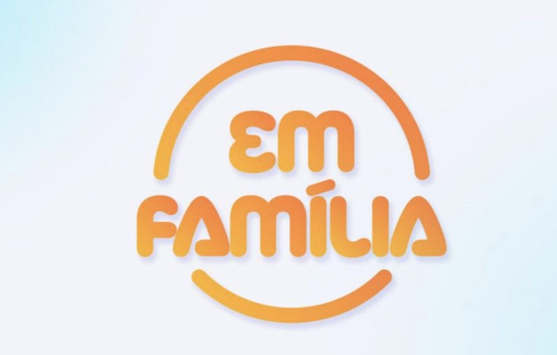 Em Família - logotipo